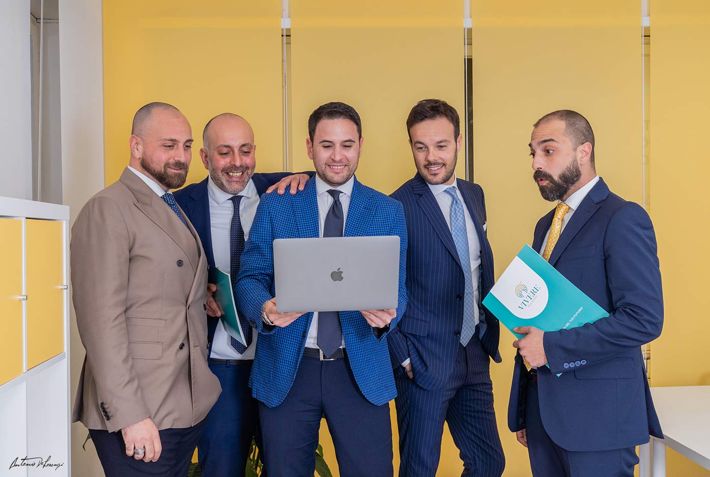 VIVERE Real Estate